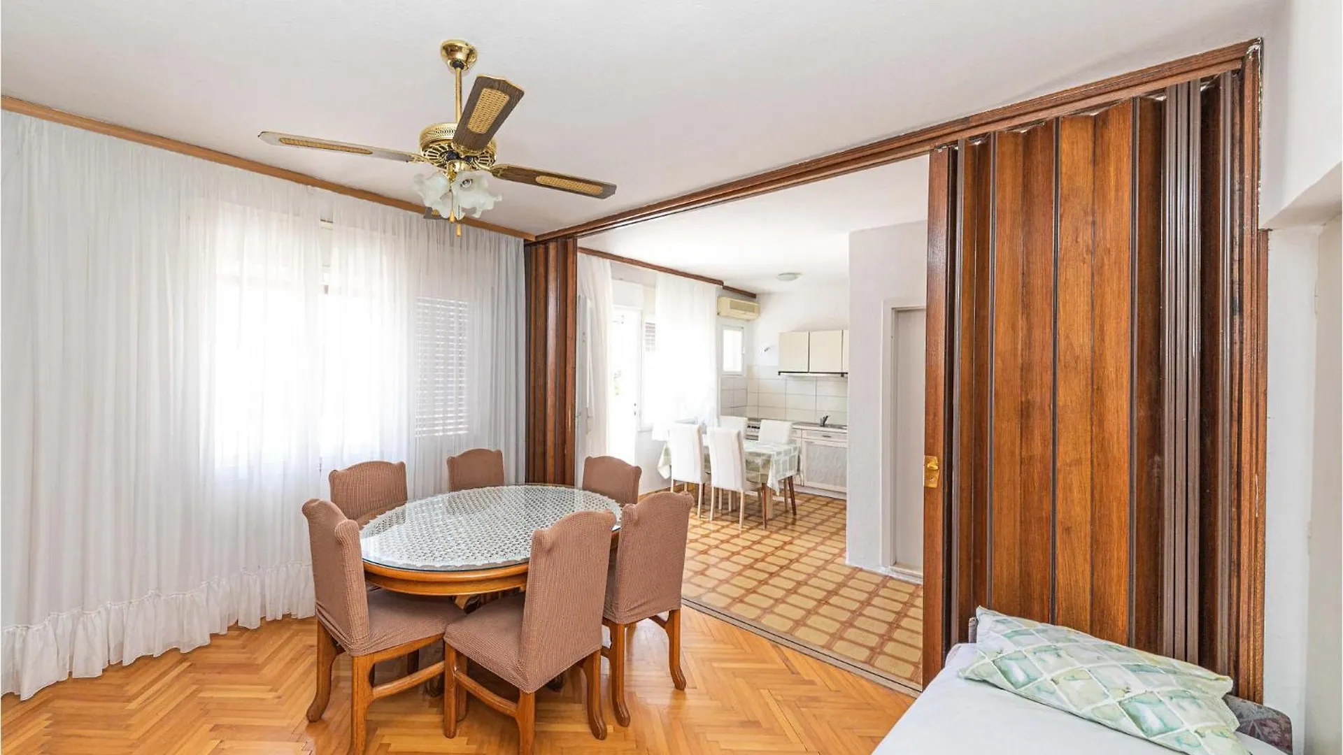 Beautiful Apartment In Trogir With Kitchen