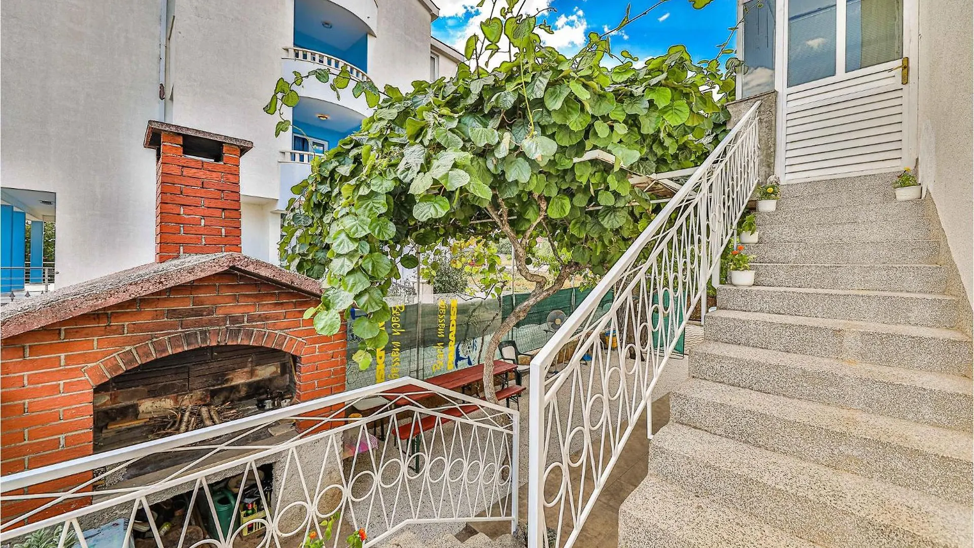 Beautiful Apartment In Trogir With Kitchen كرواتيا